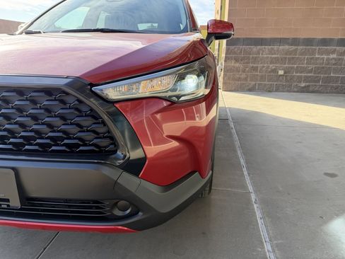 Used 2023 Toyota Corolla Cross LE image 11