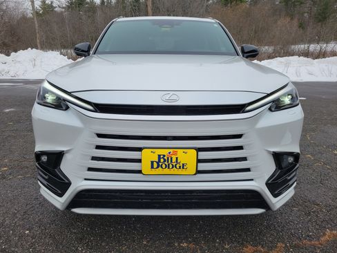 Used 2024 Lexus TX 500h AWD w/ Technology Package image 10