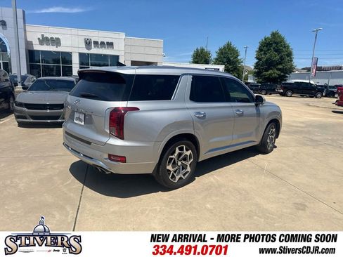 Used 2021 Hyundai Palisade Calligraphy FWD image 4
