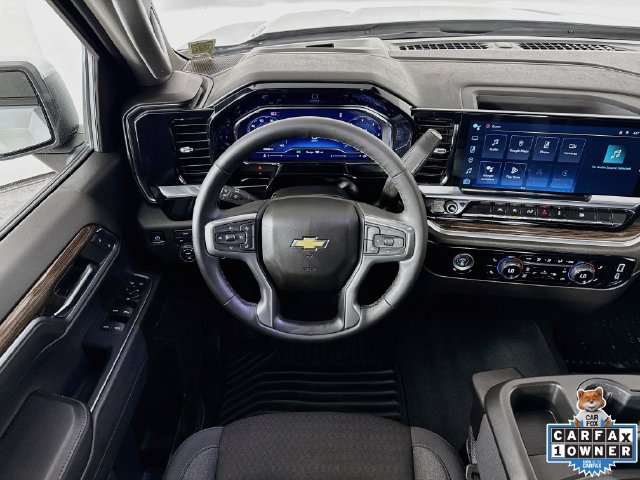 Used 2024 Chevrolet Silverado 1500 LT AWD/4WD image 23