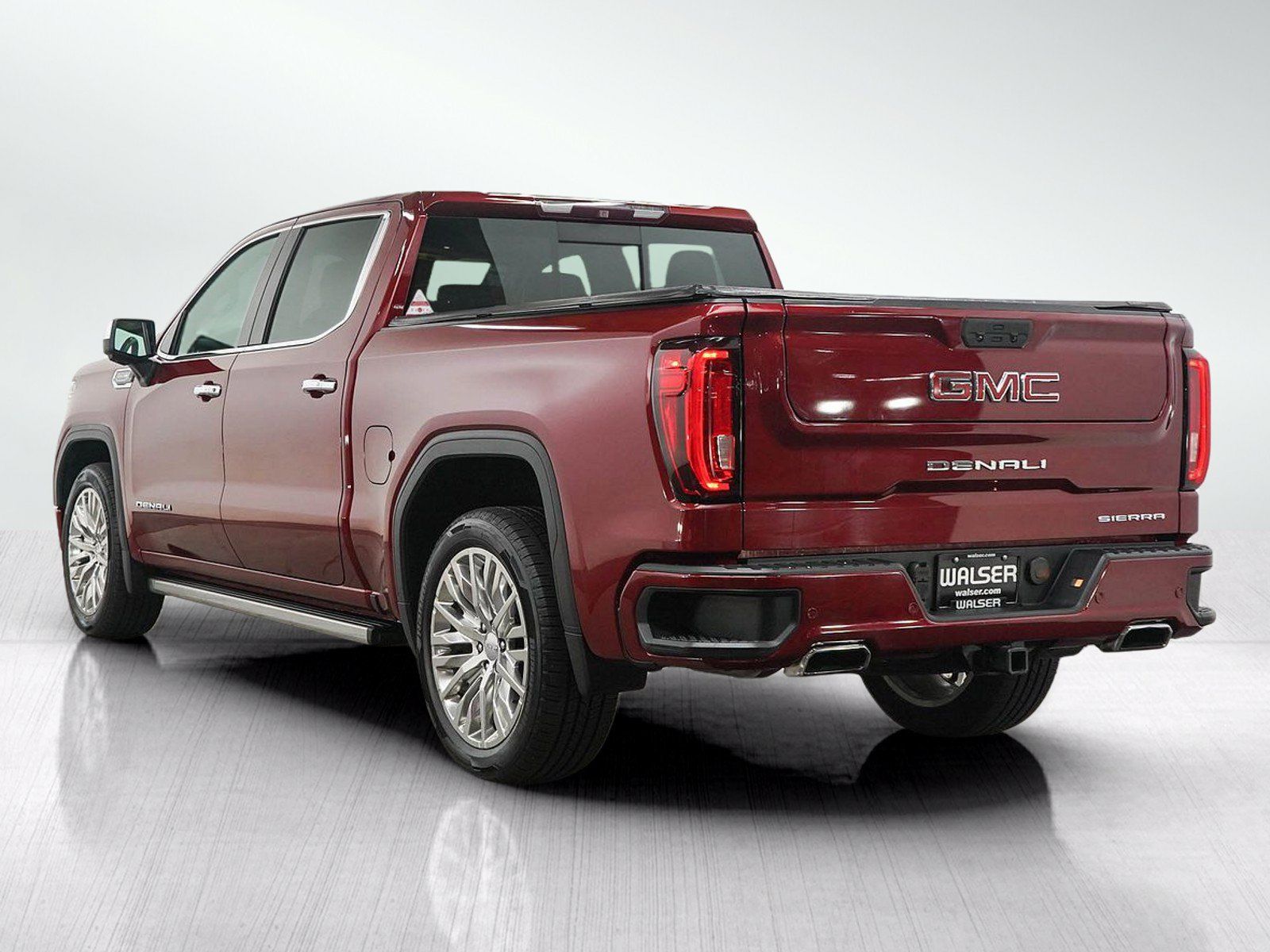 Used 2019 GMC Sierra 1500 Denali w/ Denali Ultimate Package AWD/4WD image 3