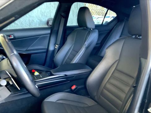 Used 2023 Lexus IS 350 F Sport w/ Memory Package image 8