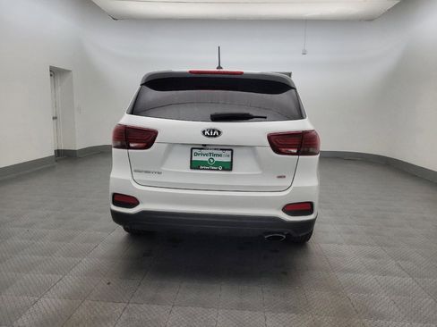 Used 2020 Kia Sorento LX image 7