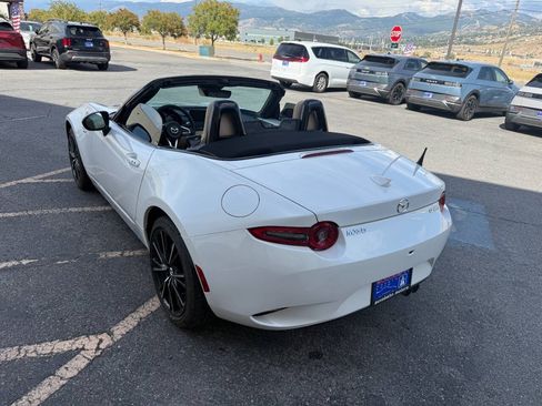 Used 2025 MAZDA MX-5 Miata Grand Touring w/ Weather Package RWD image 6