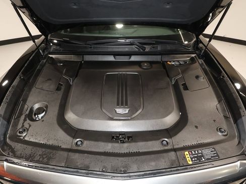 Certified 2024 Cadillac Lyriq Luxury w/ LPO, Floor Liner Package image 32