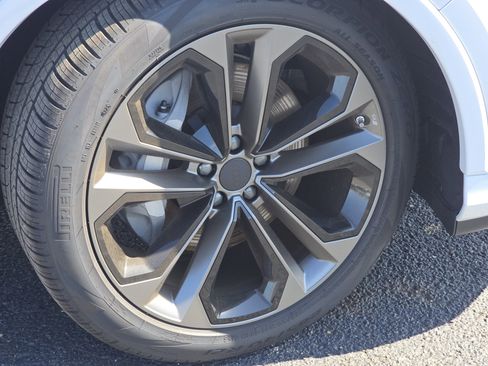 New 2026 Audi Q7 3.0T Premium Plus image 14