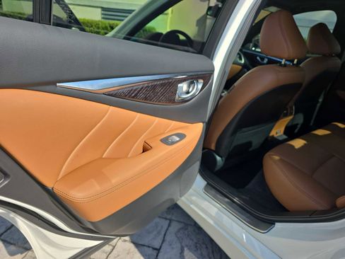 Used 2023 INFINITI Q50 Sensory AWD/4WD image 12