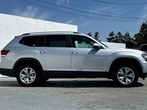 Used 2018 Volkswagen Atlas SE AWD/4WD image 2