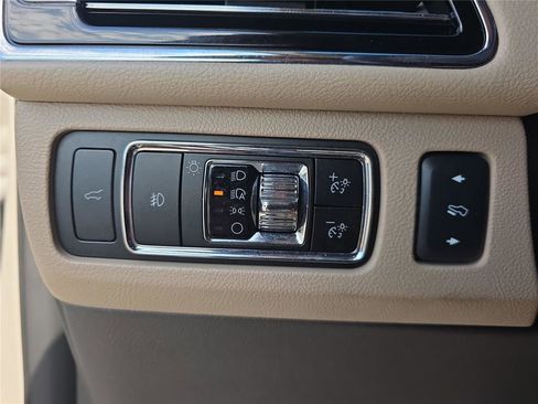 Certified 2024 Lincoln Navigator L Reserve AWD/4WD image 24