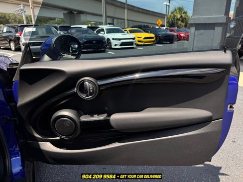 Used 2019 MINI Cooper S w/ Premium Package FWD image 29