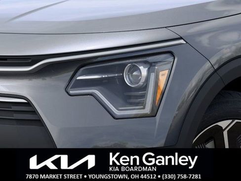 New 2026 Kia Niro LX image 10
