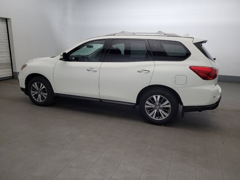 Used 2019 Nissan Pathfinder S AWD/4WD image 3