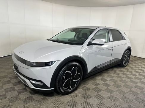 Used 2024 Hyundai Ioniq 5 SEL image 7