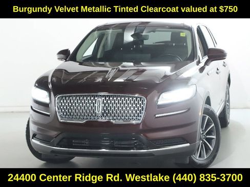 Certified 2022 Lincoln Nautilus AWD image 3