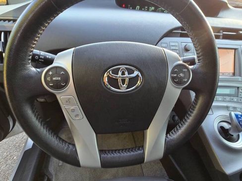 Used 2012 Toyota Prius Four w/ Deluxe Solar Roof Pkg FWD image 19