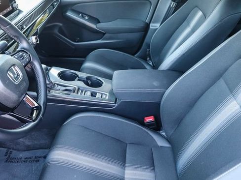 Certified 2025 Honda Civic Sport image 19