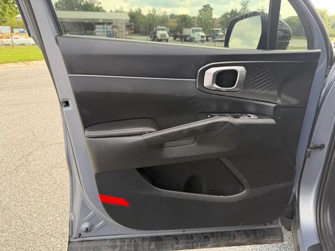 Used 2021 Kia Sorento S w/ Panoramic Sunroof Package AWD/4WD image 27