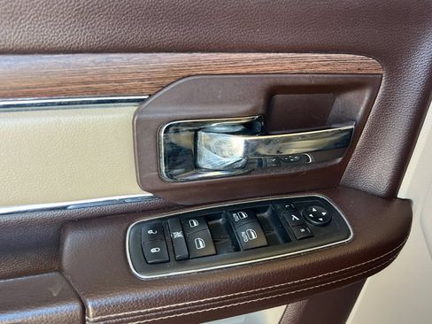 Used 2018 RAM 2500 Laramie AWD/4WD image 39