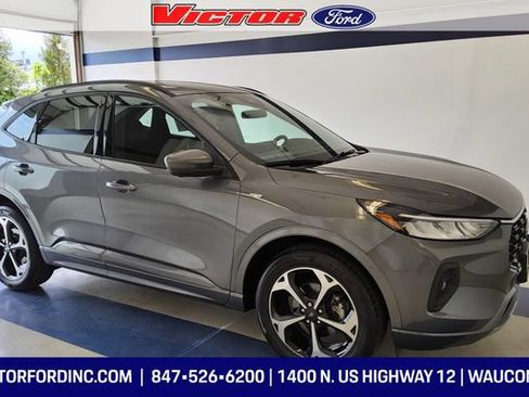 Used 2023 Ford Escape ST-Line Select w/ Tech Pack #2 AWD/4WD image 4