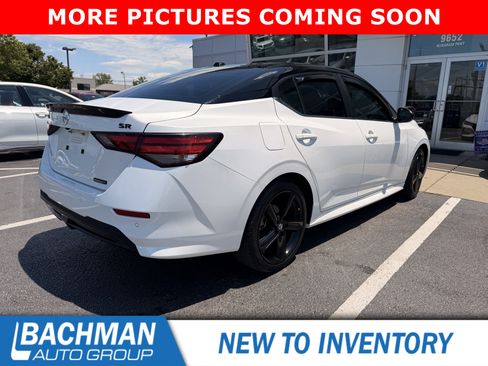 Used 2023 Nissan Sentra SR w/ Midnight Edition Package FWD image 6
