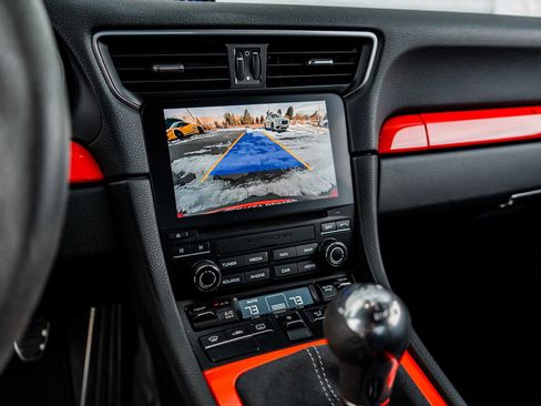 Used 2018 Porsche 911 GT3 image 32