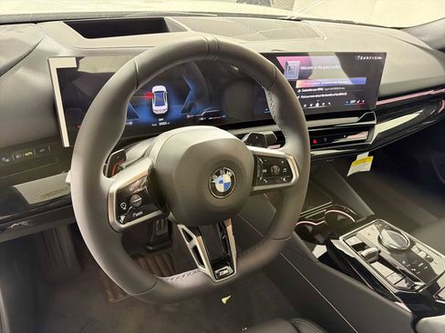New 2026 BMW 530i xDrive w/ M Sport Package image 14
