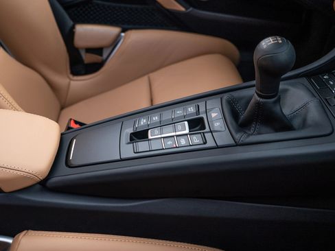 Used 2019 Porsche 911 Speedster RWD image 58