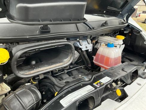 Used 2019 RAM ProMaster 2500 image 8