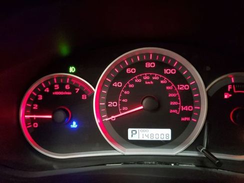 Used 2011 Subaru Impreza 2.5i Premium w/ PWR Moonroof Value Pkg image 16