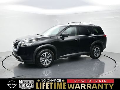 Used 2025 Nissan Pathfinder SL