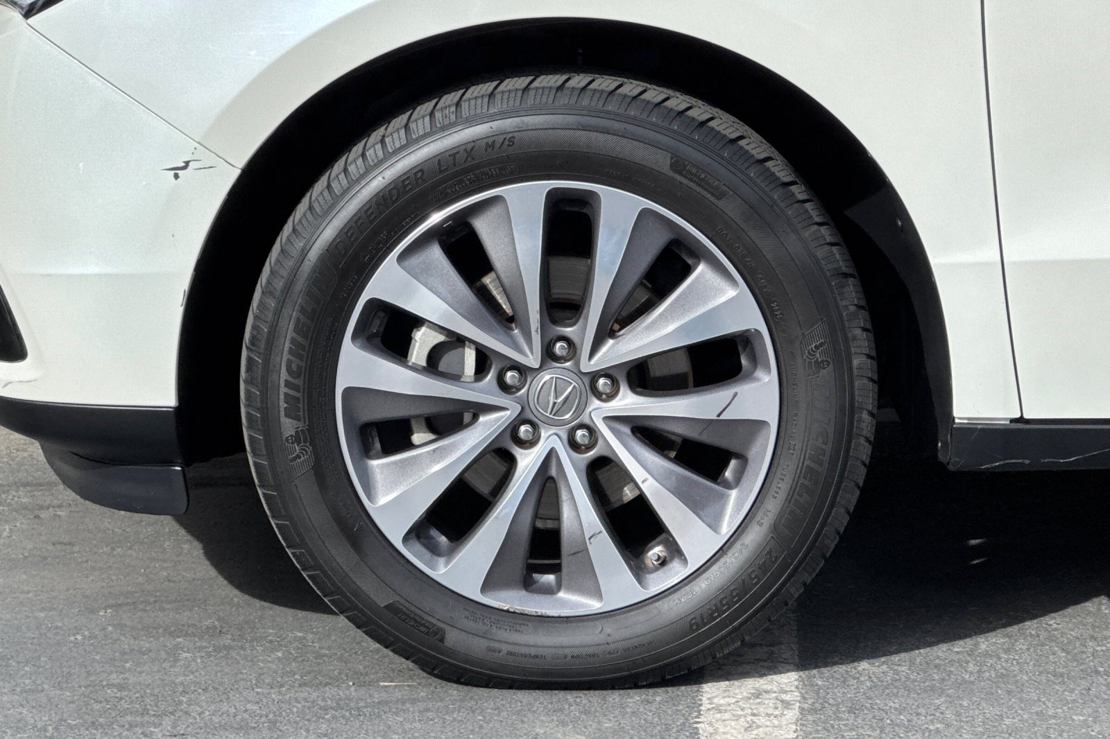 Used 2016 Acura MDX w/ Technology Package AWD/4WD image 39