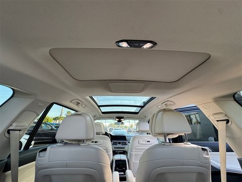 Used 2020 BMW X7 xDrive40i w/ Luxury Seating Package image 25