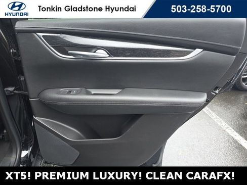 Used 2021 Cadillac XT5 Premium Luxury image 22