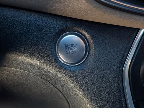 Used 2019 Hyundai Santa Fe SEL image 14