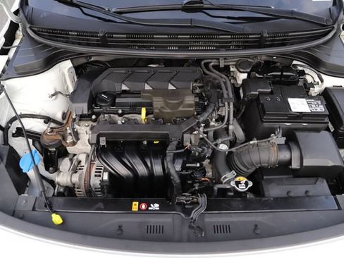 Used 2022 Kia Rio LX FWD image 3