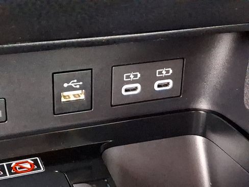 Certified 2025 Toyota Camry LE image 24