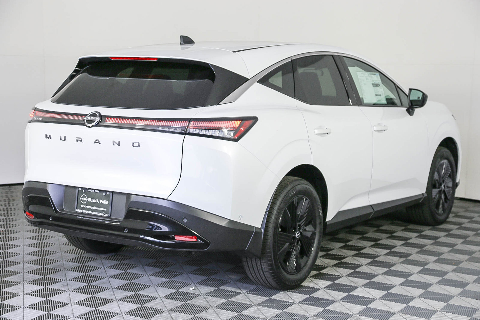 Used 2025 Nissan Murano SV FWD image 9