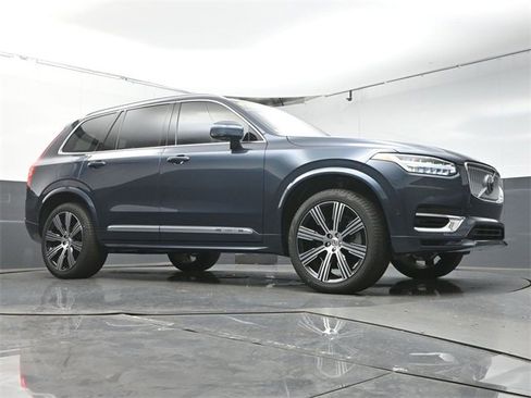 Used 2024 Volvo XC90 T8 Plus w/ Protection Package Premier image 41