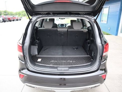 Used 2019 Hyundai Santa Fe XL SE w/ Cargo Package AWD/4WD image 17