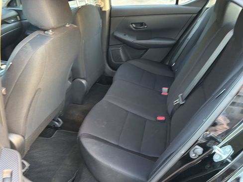Used 2024 Nissan Sentra S FWD image 11