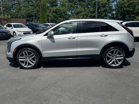 Used 2019 Cadillac XT4 Sport w/ Cold Weather Package AWD/4WD image 4