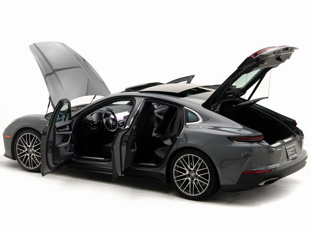 Certified 2025 Porsche Panamera 4 AWD/4WD image 30