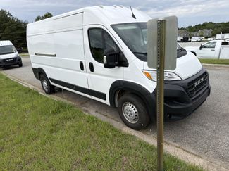 Used 2024 RAM ProMaster 2500 w/ Convenience Group FWD video 2
