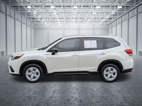 Used 2022 Subaru Forester Limited AWD/4WD image 2