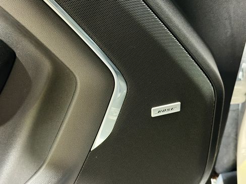 Used 2021 GMC Yukon SLT AWD/4WD image 24