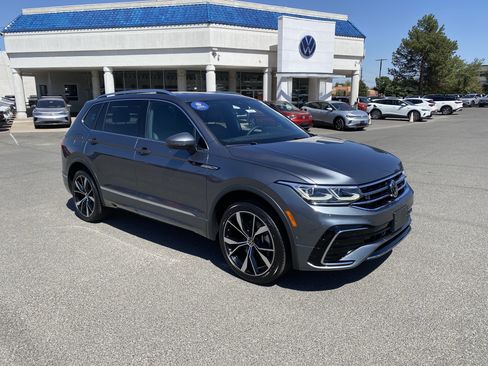 Certified 2023 Volkswagen Tiguan SEL R-Line AWD/4WD image 50