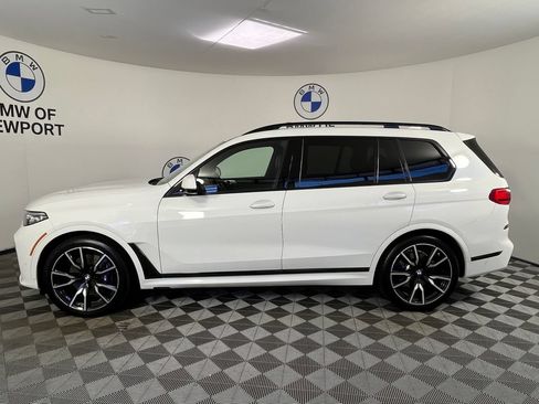 Used 2021 BMW X7 xDrive40i w/ M Sport Package AWD/4WD image 13