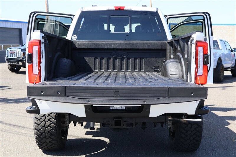 Used 2024 Ford F250 Platinum AWD/4WD image 42