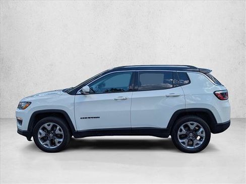 Used 2018 Jeep Compass Limited AWD/4WD image 9