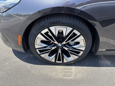 Certified 2025 BMW 540i xDrive AWD/4WD image 29